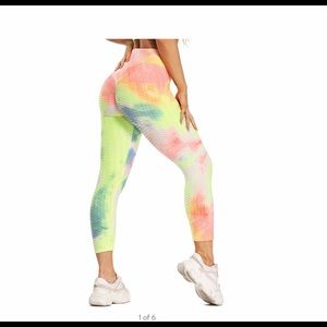 Tie dyed scrunch leggings